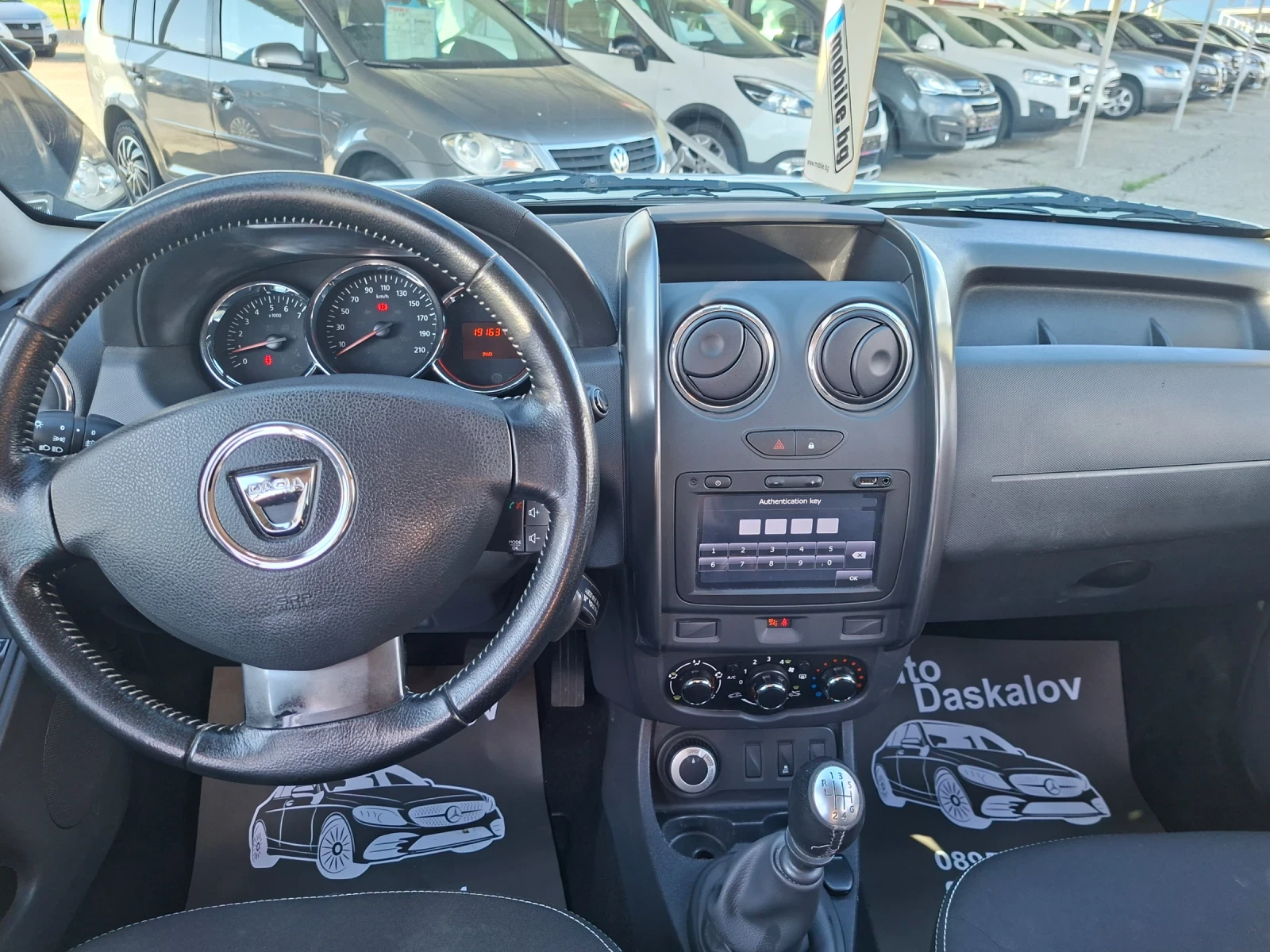 Dacia Duster 1, 5 dci 4x4 faselift, снимка 12 - Автомобили и джипове - 54782035