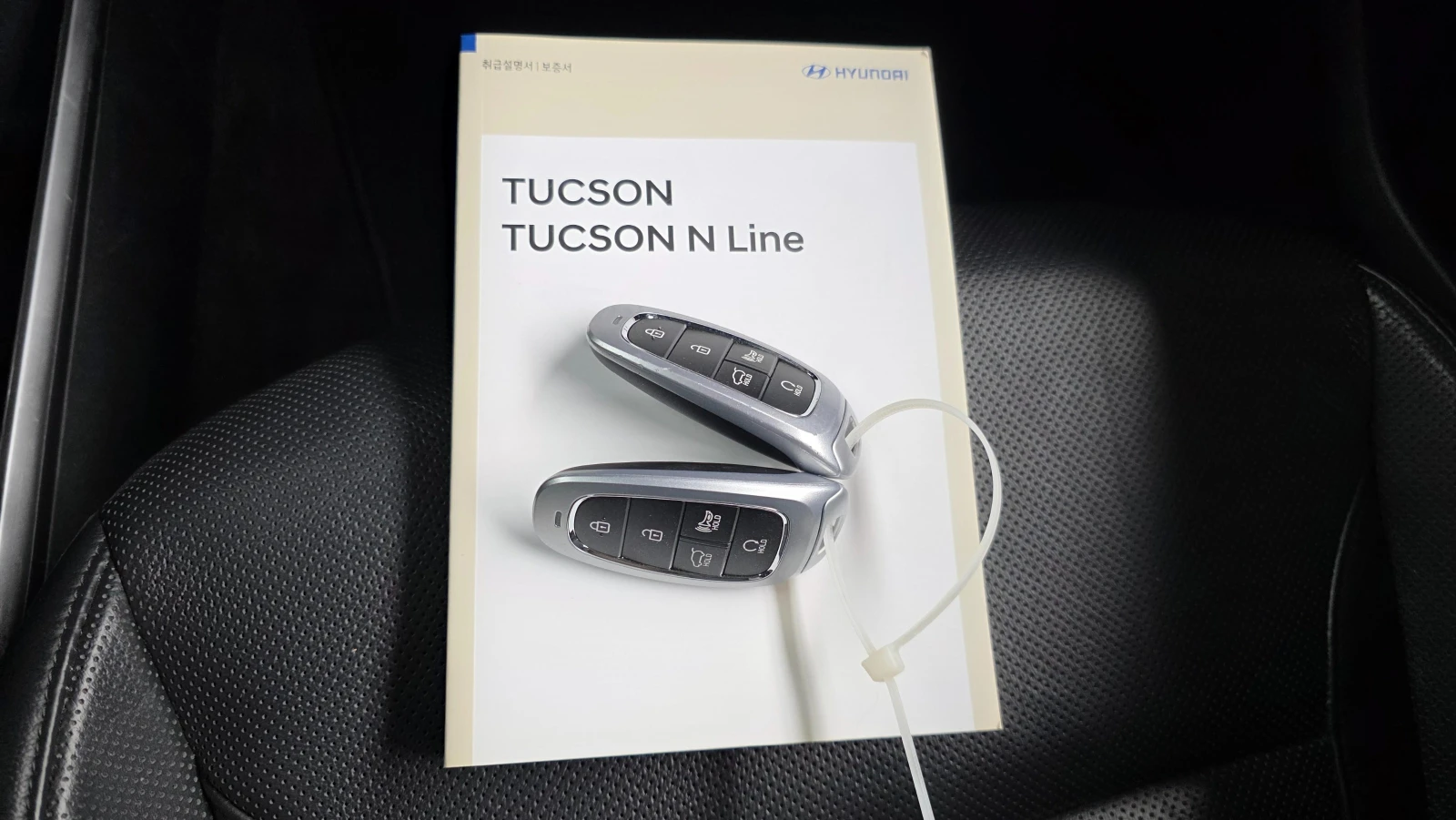 Hyundai Tucson 1.6* TURBO* PREMIUM* ПОДГРЕВ* ОБДУХВАНЕ* КАМЕРА* , снимка 16 - Автомобили и джипове - 54808481