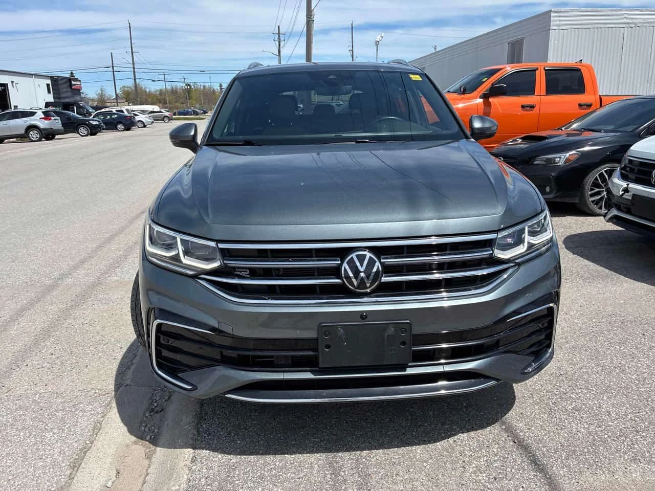 VW Tiguan Highline R Line /360/DIS/FENDER/ОБДУХВАНЕ, снимка 6 - Автомобили и джипове - 54830225