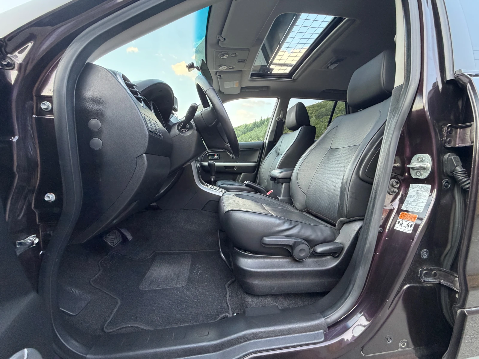Suzuki Grand vitara 3.2 Limited Швейцария, снимка 12 - Автомобили и джипове - 55565319