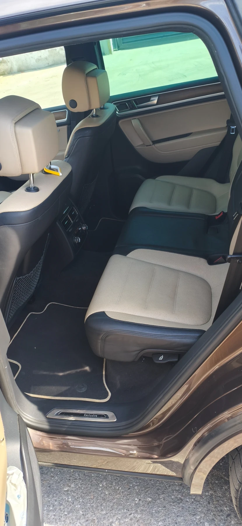 VW Touareg 4.2 TDI R-Line, снимка 13 - Автомобили и джипове - 55951023