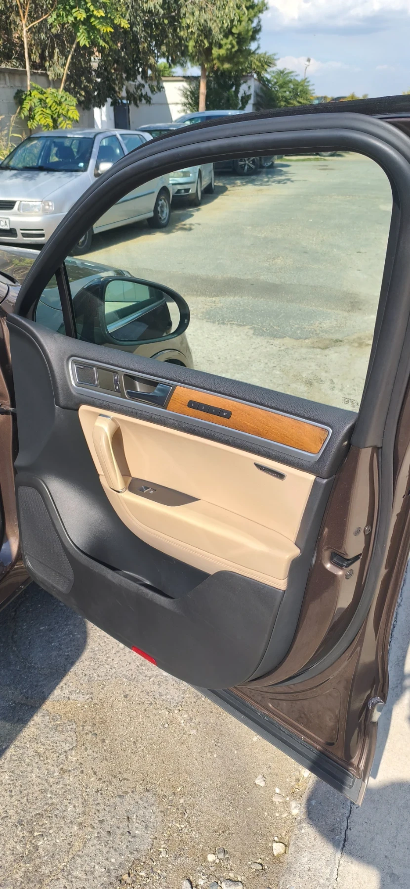 VW Touareg 4.2 TDI R-Line, снимка 7 - Автомобили и джипове - 55951023