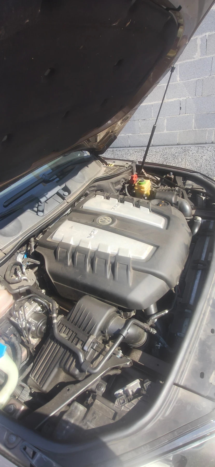 VW Touareg 4.2 TDI R-Line, снимка 2 - Автомобили и джипове - 55951023