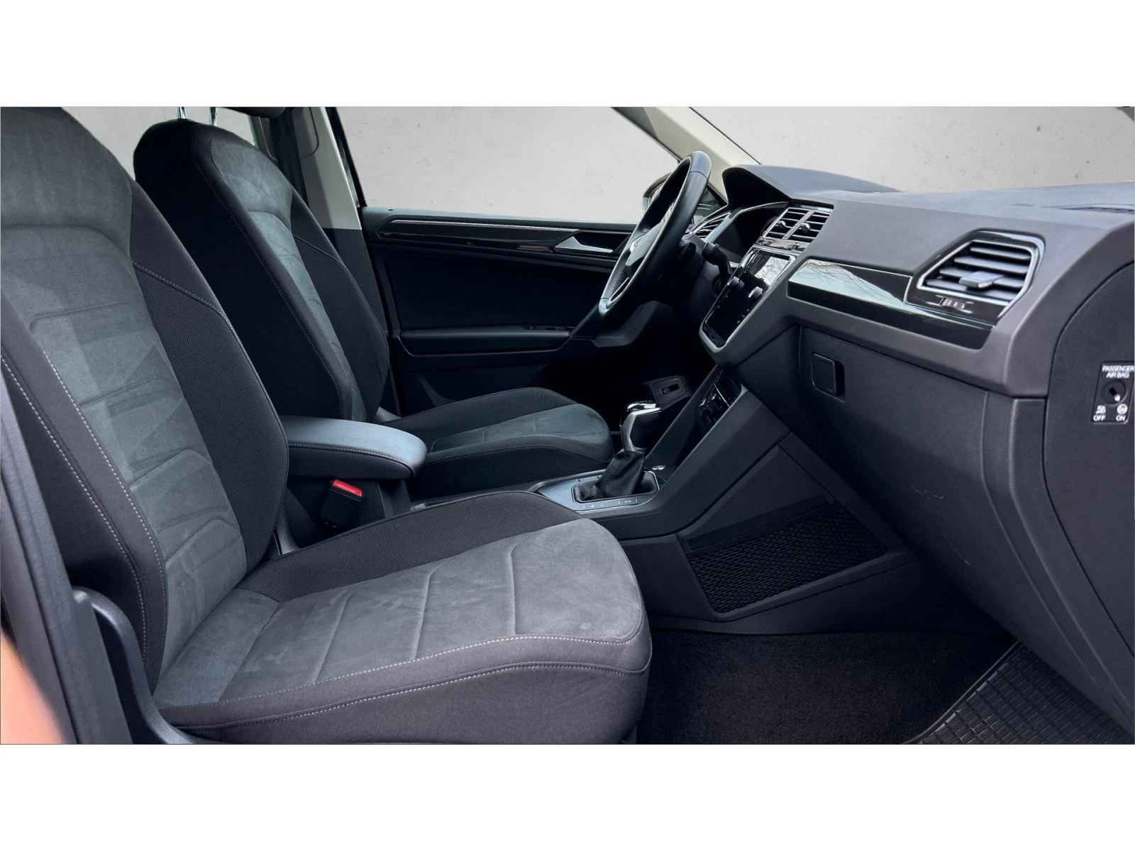 VW Tiguan  2.0 TDi DSG  Elegance , Месечна вноска от 480  , снимка 6 - Автомобили и джипове - 56110801