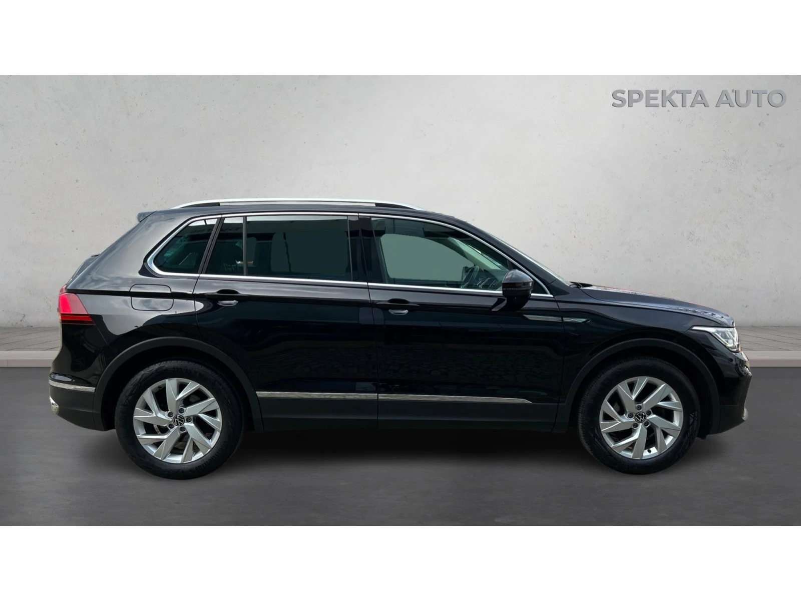 VW Tiguan  2.0 TDi DSG  Elegance , Месечна вноска от 480  , снимка 17 - Автомобили и джипове - 56110801