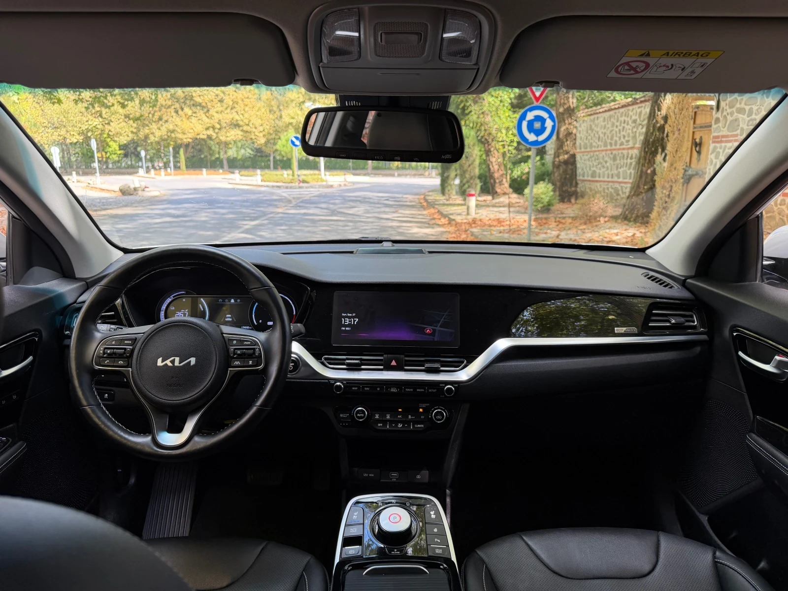 Kia Niro Nobles/Термо помпа, снимка 11 - Автомобили и джипове - 56409910