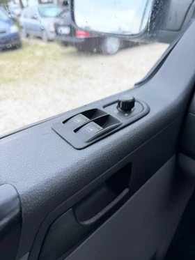 VW Transporter 1.9 TDI климатик 8+ 1, снимка 8