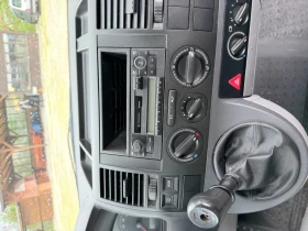 VW Transporter 1.9 TDI климатик 8+ 1, снимка 7