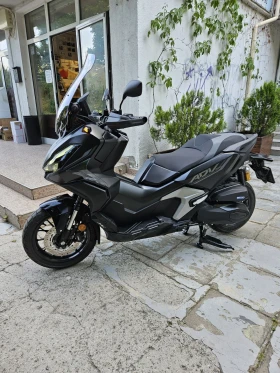  Honda X-ADV