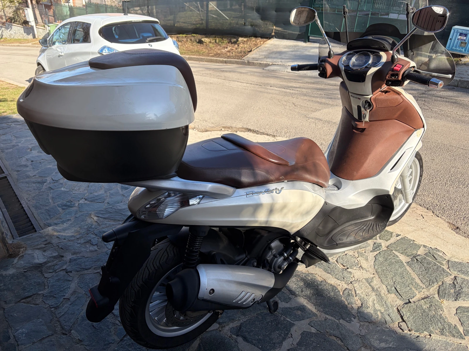 Piaggio Beverly 300i, снимка 4 - Мотоциклети и мототехника - 53950758