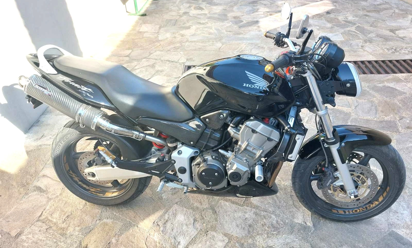 Honda Hornet