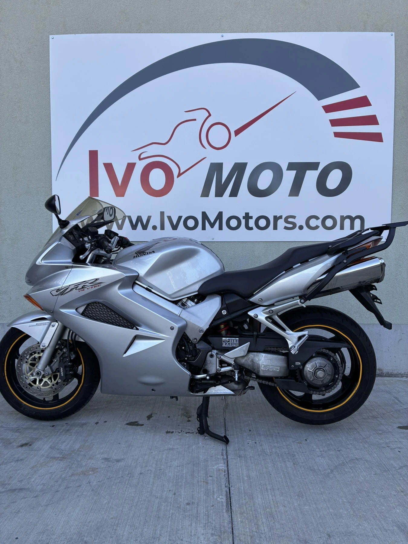 Honda Vfr 800, снимка 2 - Мотоциклети и мототехника - 55457037
