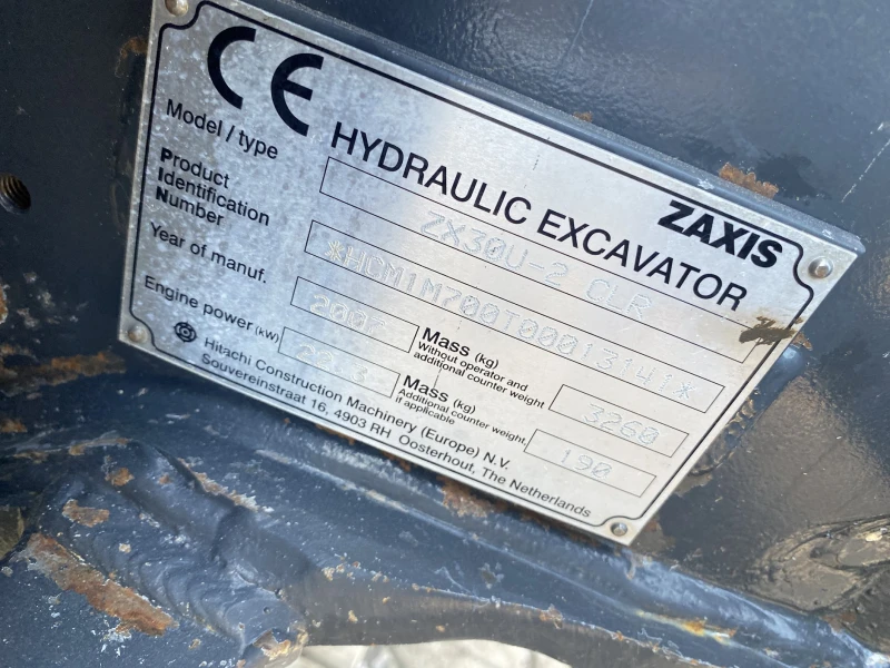 Багер Hitachi ZX30U-2, снимка 9 - Индустриална техника - 52276499