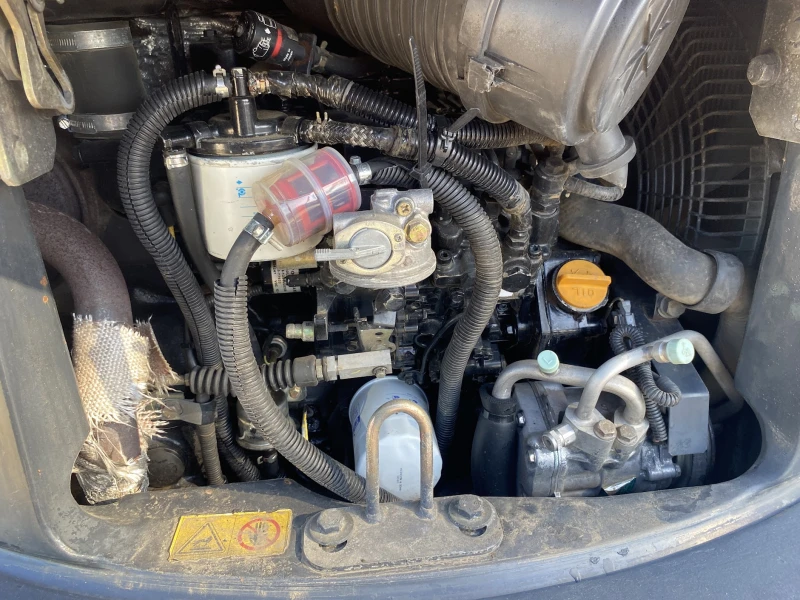 Багер Hitachi ZX30U-2, снимка 11 - Индустриална техника - 52276499