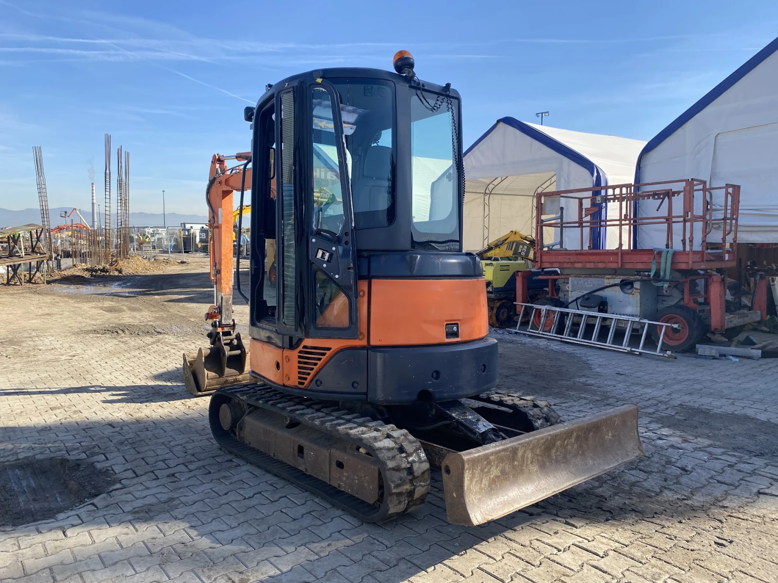  Hitachi ZX30U-2 | Mobile.bg   7