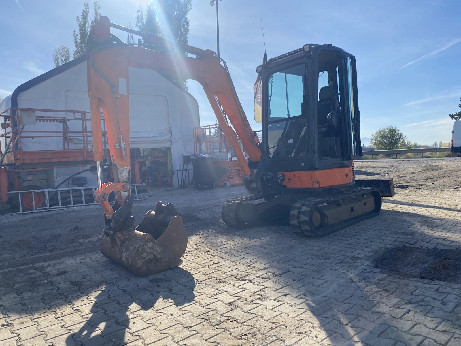  Hitachi ZX30U-2 | Mobile.bg   2