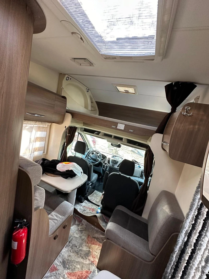 Кемпер Ford, снимка 9 - Каравани и кемпери - 52576997