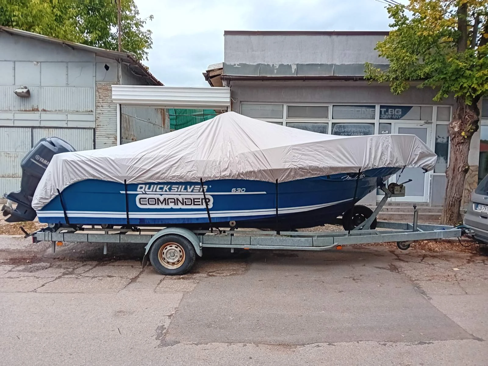 Моторна яхта Quicksilver COMANDER - изображение 2