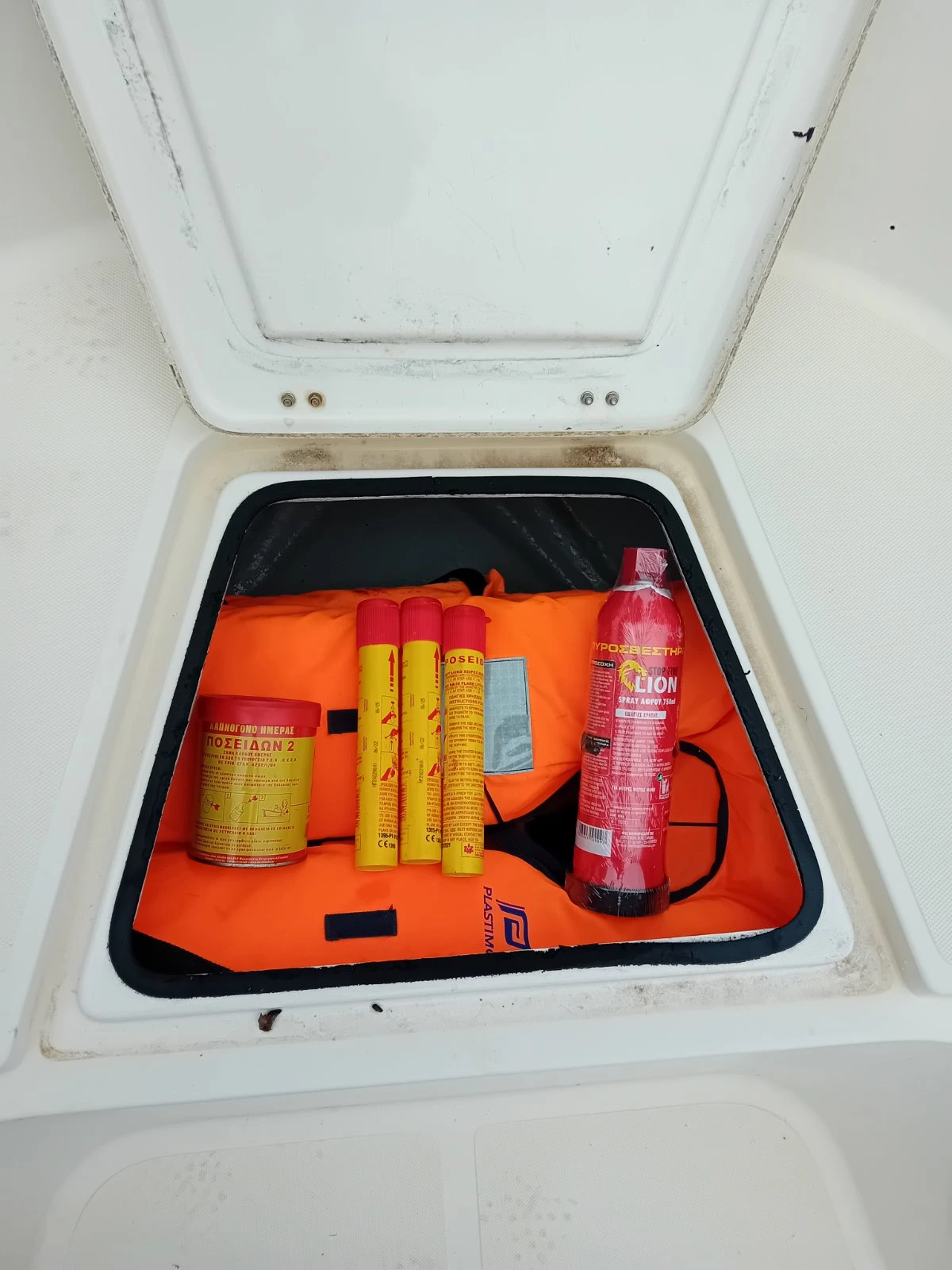   Quicksilver COMANDER | Mobile.bg   15