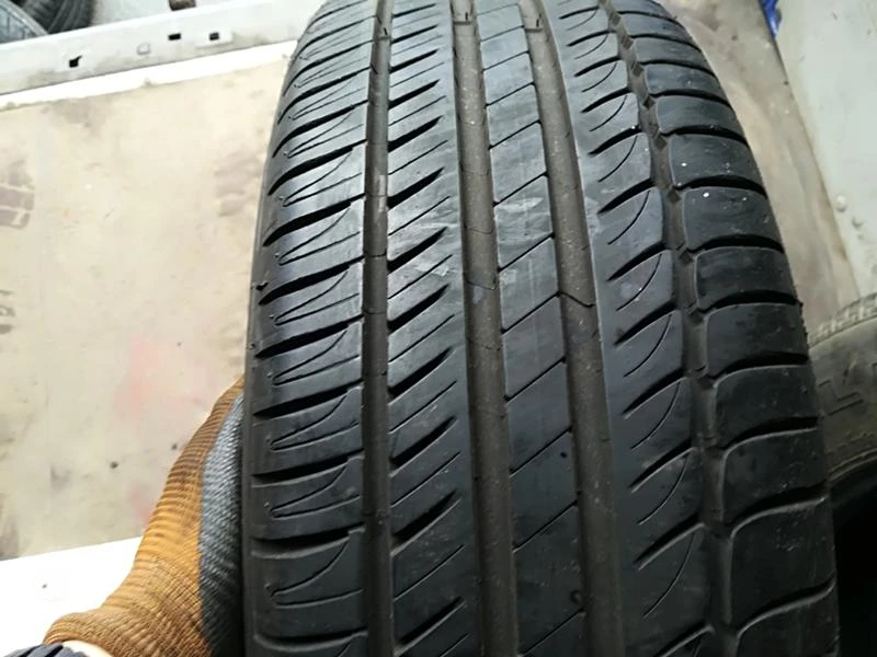 Гуми Летни 215/60R16, снимка 1 - Гуми и джанти - 20890556