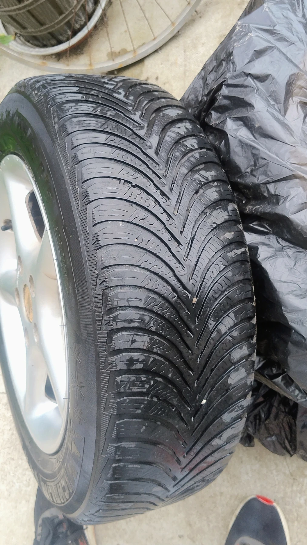 ���� � ������ 195/65R15 | Mobile.bg � ����������� 4