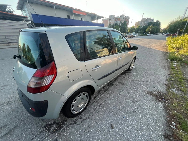 Renault Scenic, снимка 3 - Автомобили и джипове - 46741010