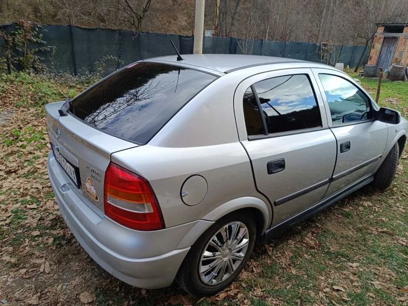 Opel Astra 1.4 16V, снимка 4 - Автомобили и джипове - 47955115