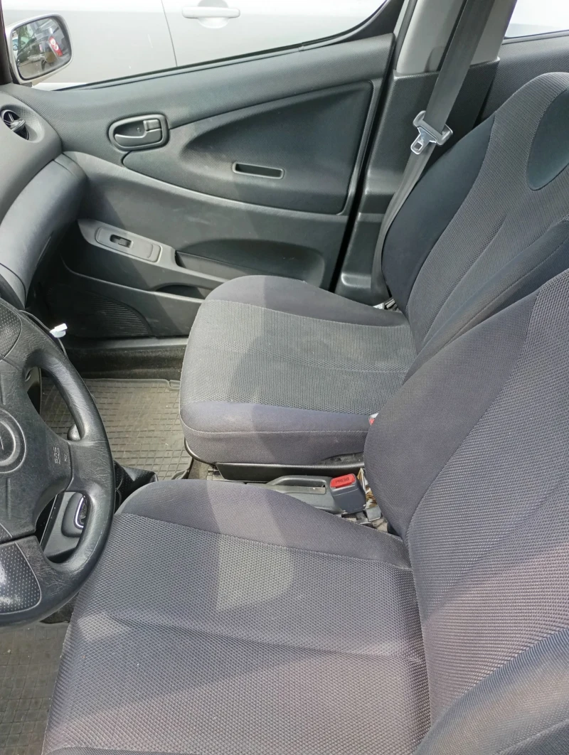 Daihatsu Yrv, снимка 8 - Автомобили и джипове - 50018734