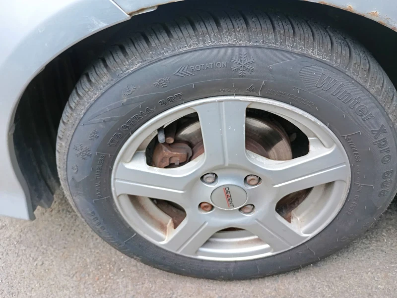 Daihatsu Yrv, снимка 6 - Автомобили и джипове - 50018734