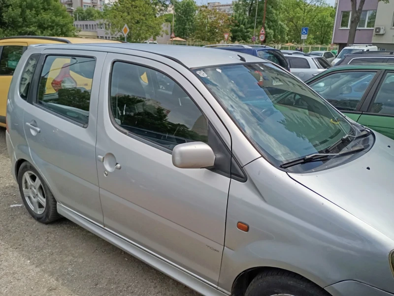 Daihatsu Yrv, снимка 3 - Автомобили и джипове - 50018734