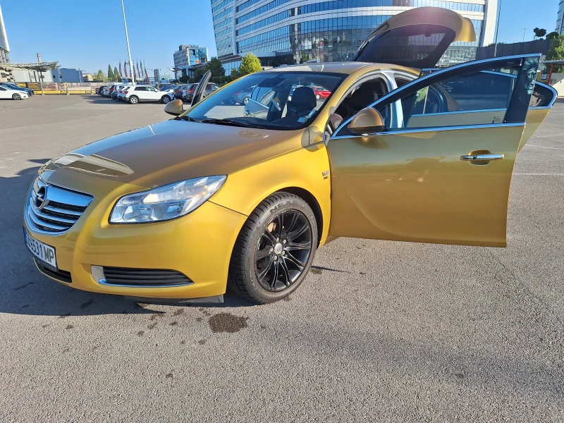 Opel Insignia 1.8 ГАЗ, снимка 7 - Автомобили и джипове - 52916968