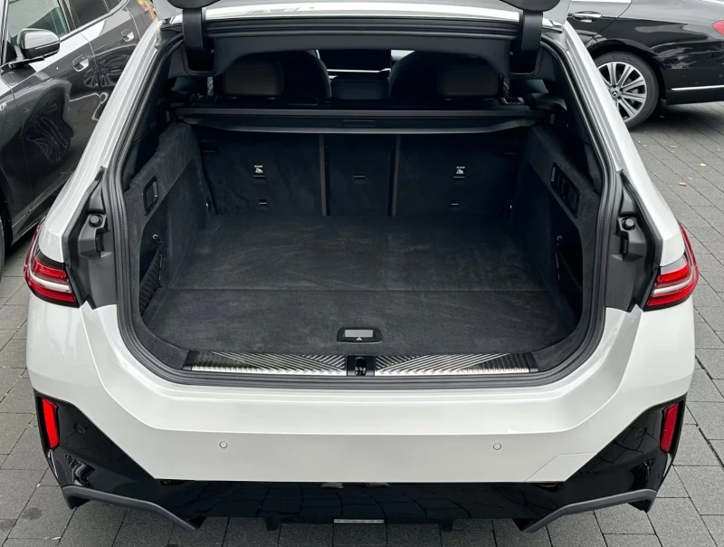 BMW 520 d M-Sport PRO , снимка 6 - Автомобили и джипове - 52493163