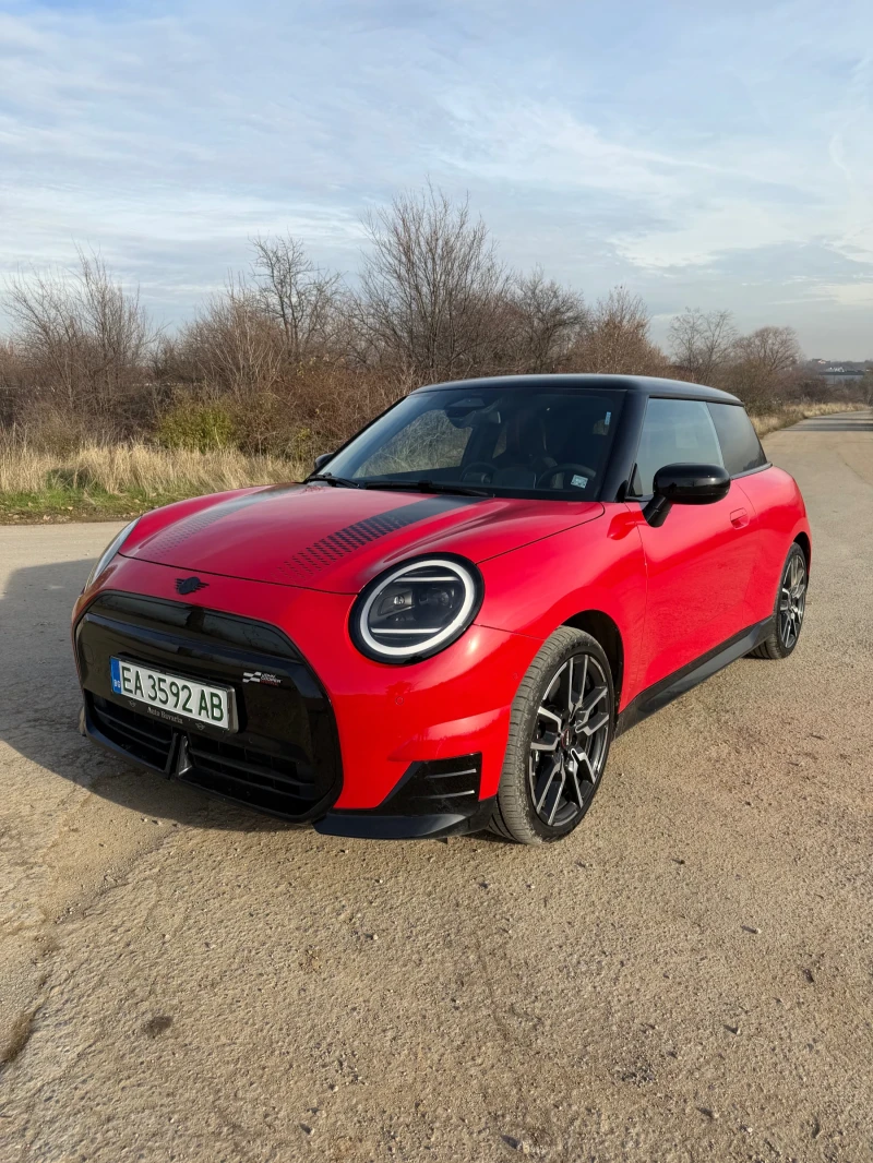 Mini Cooper John Cooper Works, снимка 2 - Автомобили и джипове - 52728724