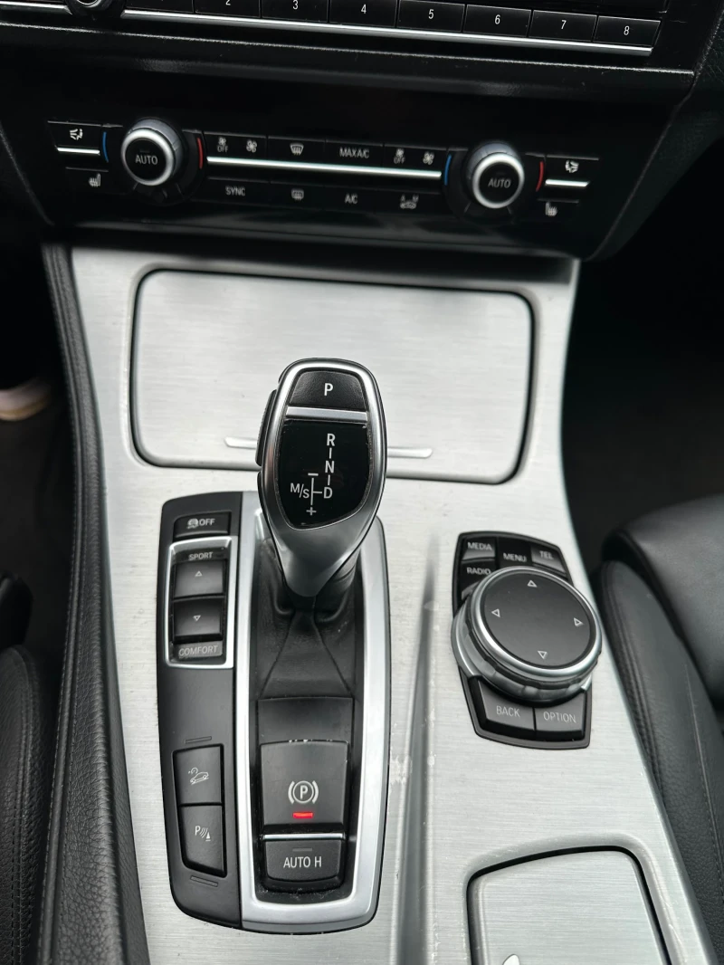 BMW 530 M paket xdrive facelift 2015, снимка 13 - Автомобили и джипове - 52857402