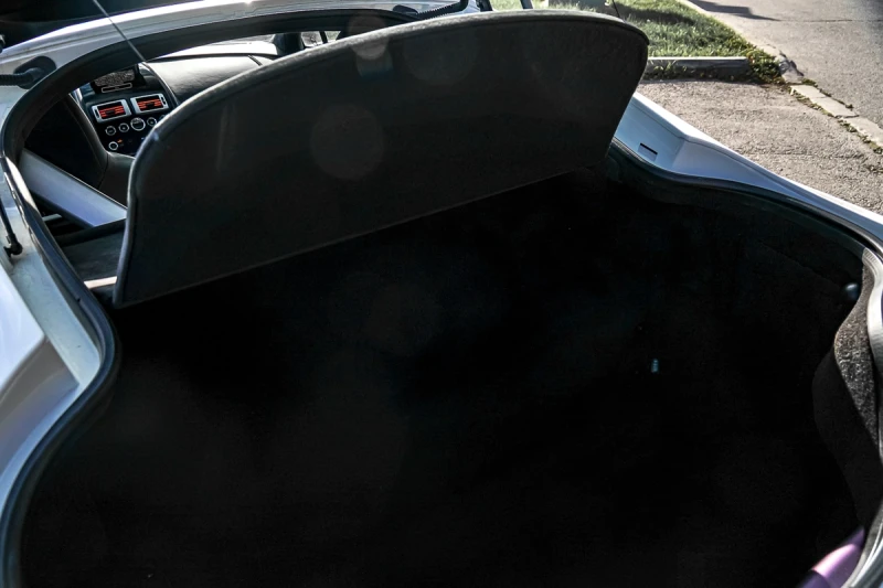 Aston Martin V8 Vantage CARFAX* АВТОФИНАНСИРАНЕ* БЕЗ ПЪРВОНАЧАЛНА ВНОСКА* , снимка 7 - Автомобили и джипове - 52909741