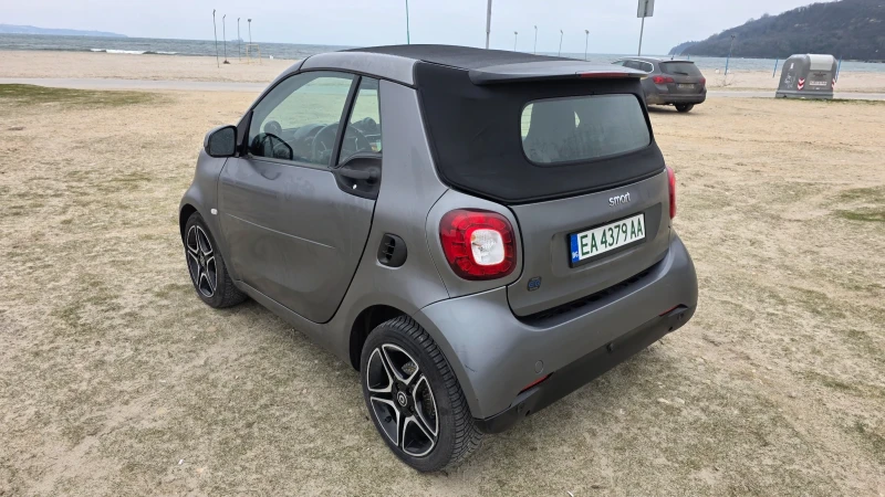 Smart Fortwo EQ Cabrio A453, снимка 5 - Автомобили и джипове - 53328723