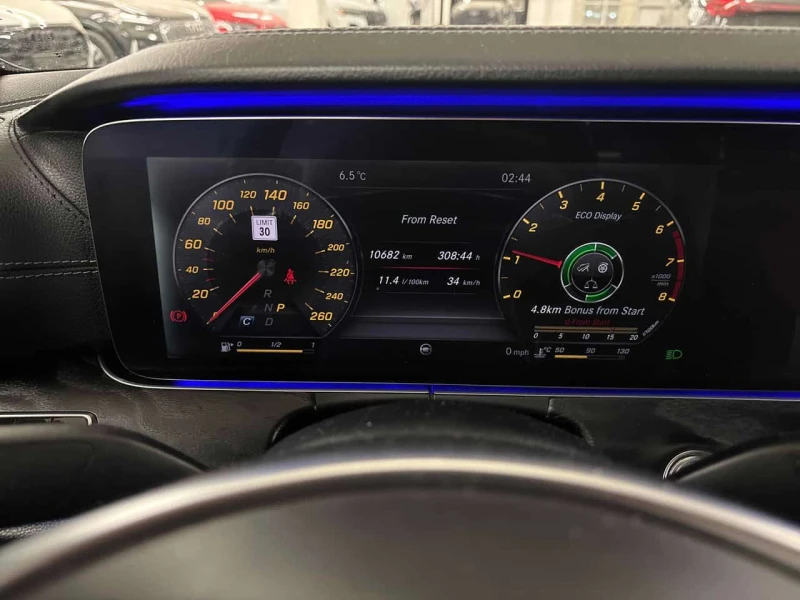 Mercedes-Benz E 400 * CARFAX * ЦЕНА ДО БГ, снимка 8 - Автомобили и джипове - 53524593