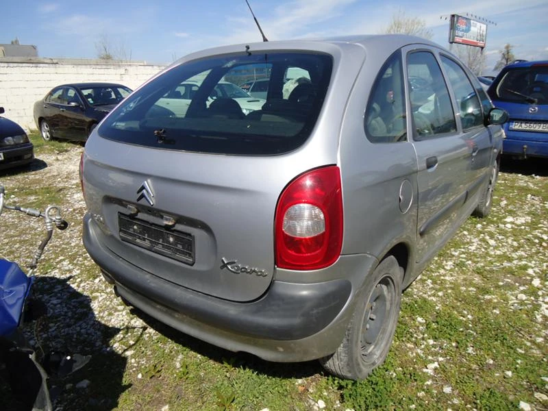 Citroen Xsara picasso 2.0 HDI, снимка 3 - Автомобили и джипове - 14119461