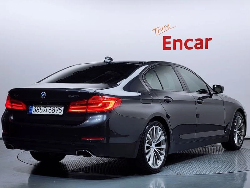 BMW 540 540i xDrive Luxury Plus| 340к.с., снимка 2 - Автомобили и джипове - 56130121