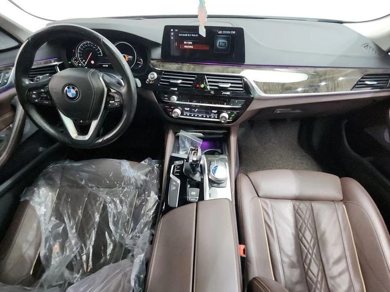 BMW 540 540i xDrive Luxury Plus| 340к.с., снимка 7 - Автомобили и джипове - 56130121