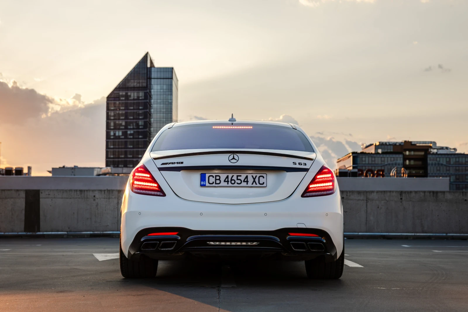 Mercedes-Benz S 63 AMG  - изображение 4