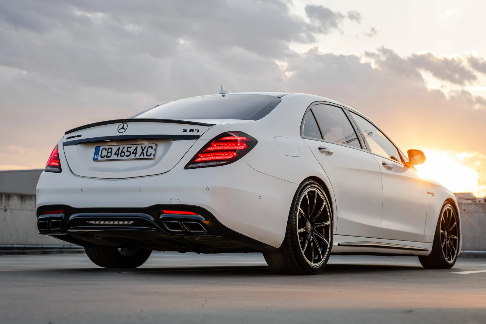Mercedes-Benz S 63 AMG  - изображение 2