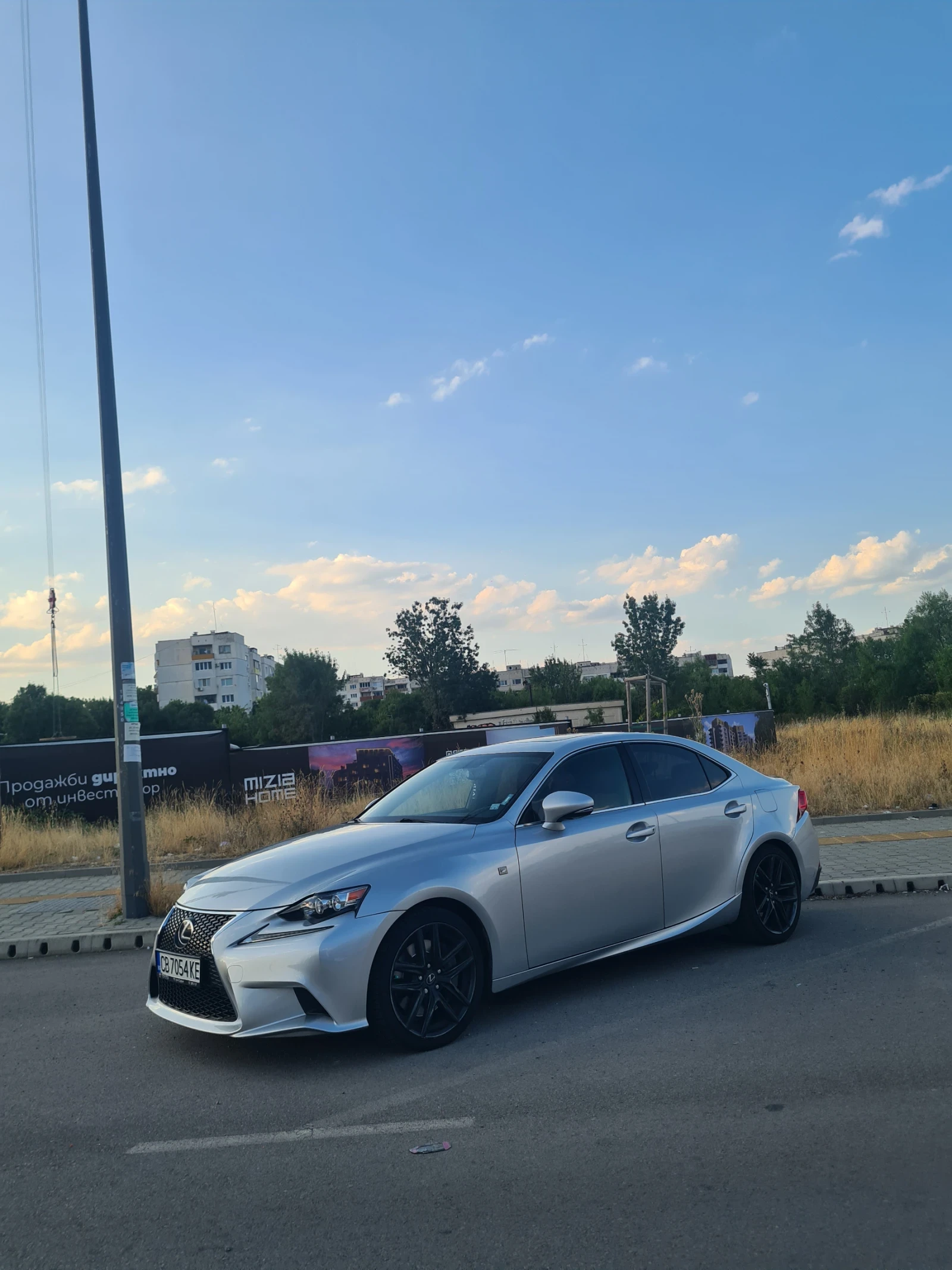 Lexus IS 350 F-sport - изображение 2