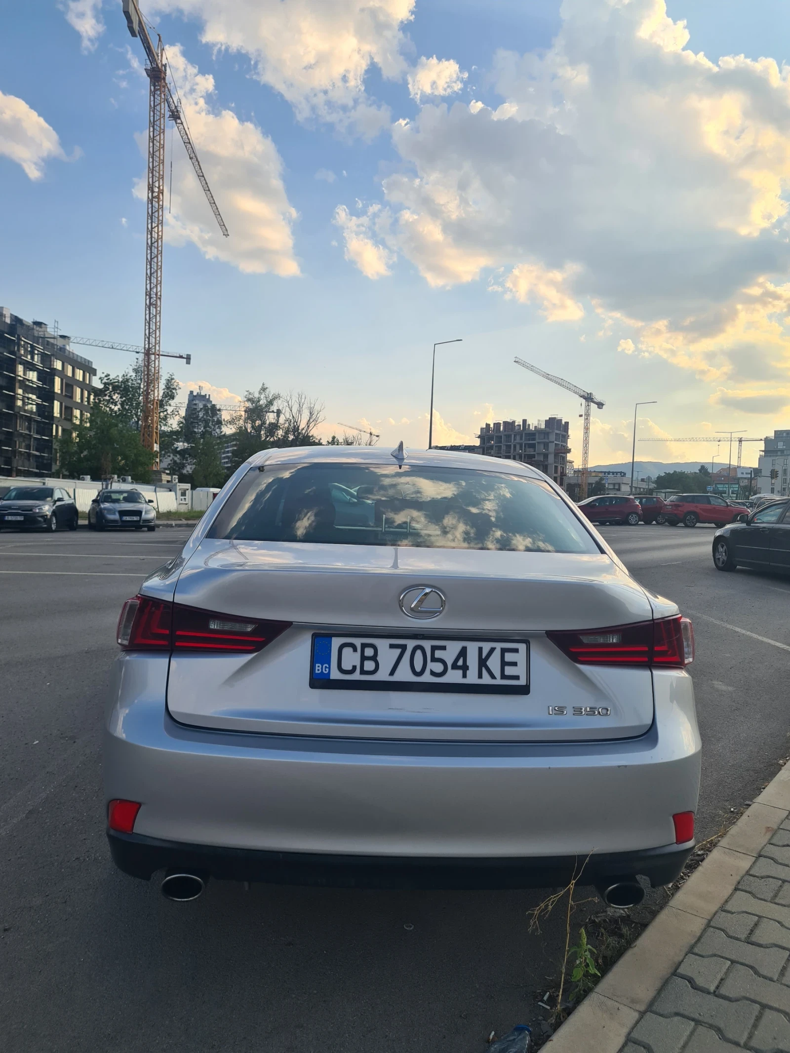Lexus IS 350 F-sport - изображение 6
