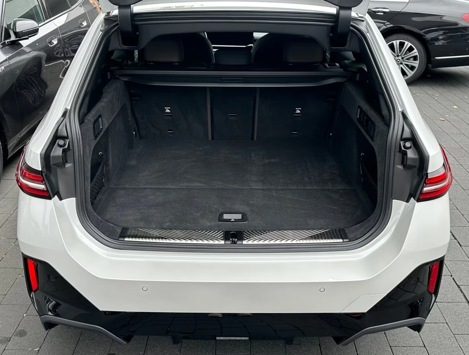 BMW 520 d M-Sport PRO  - изображение 6