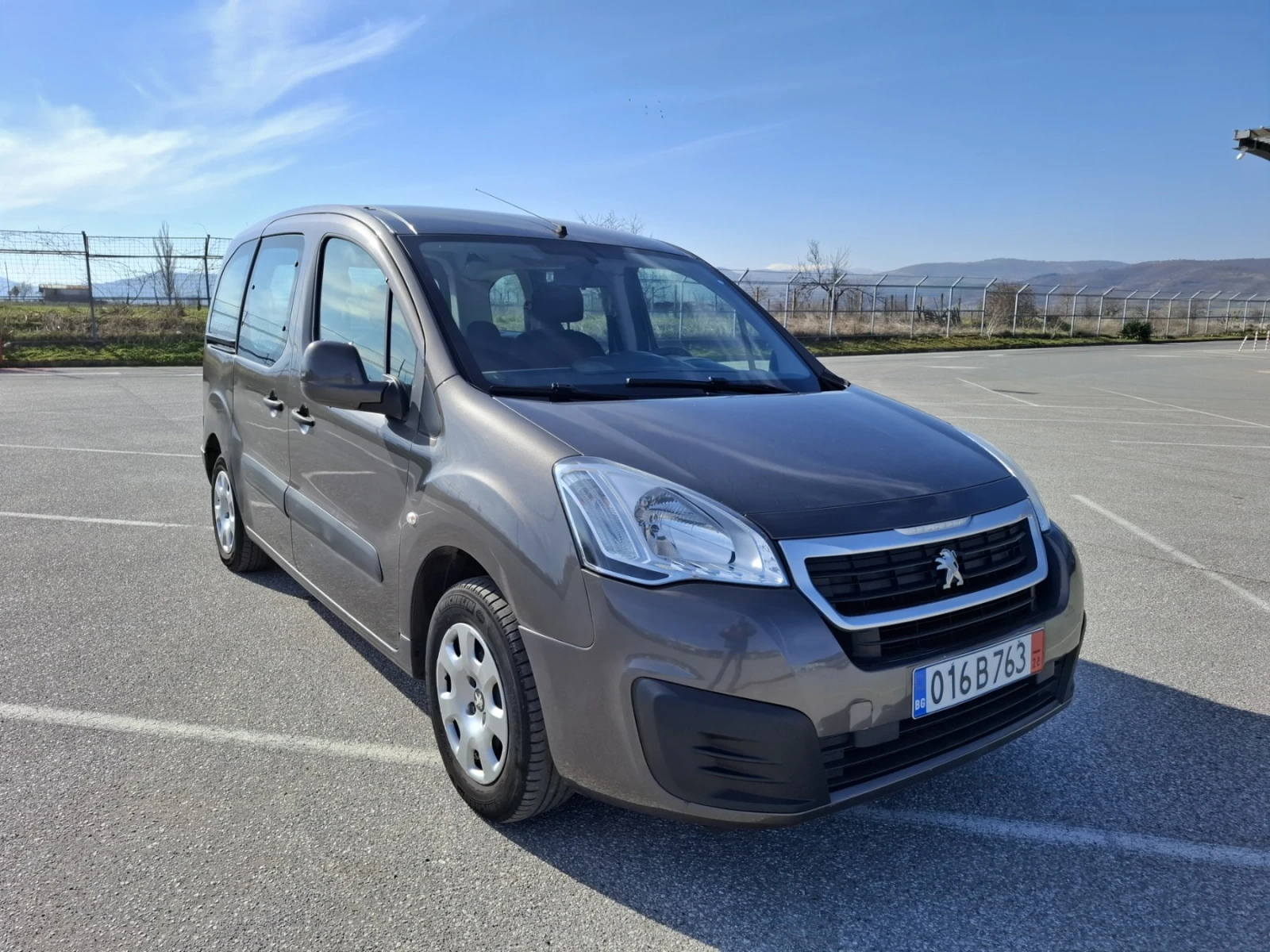 Peugeot Partner 1.6 * EURO6 * 162080 к.м. , снимка 4 - Автомобили и джипове - 53780445
