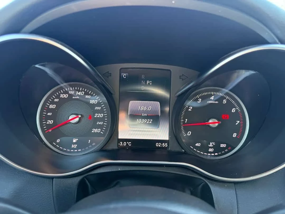 Mercedes-Benz C 300 4MATIC* PANORAMA* ПОДГРЕВИ* KEYLESS* , снимка 8 - Автомобили и джипове - 54108630