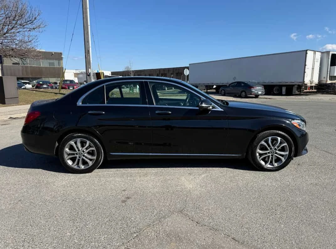 Mercedes-Benz C 300 4MATIC* PANORAMA* ПОДГРЕВИ* KEYLESS* , снимка 3 - Автомобили и джипове - 54108630