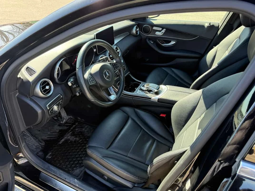 Mercedes-Benz C 300 4MATIC* PANORAMA* ПОДГРЕВИ* KEYLESS* , снимка 5 - Автомобили и джипове - 54108630