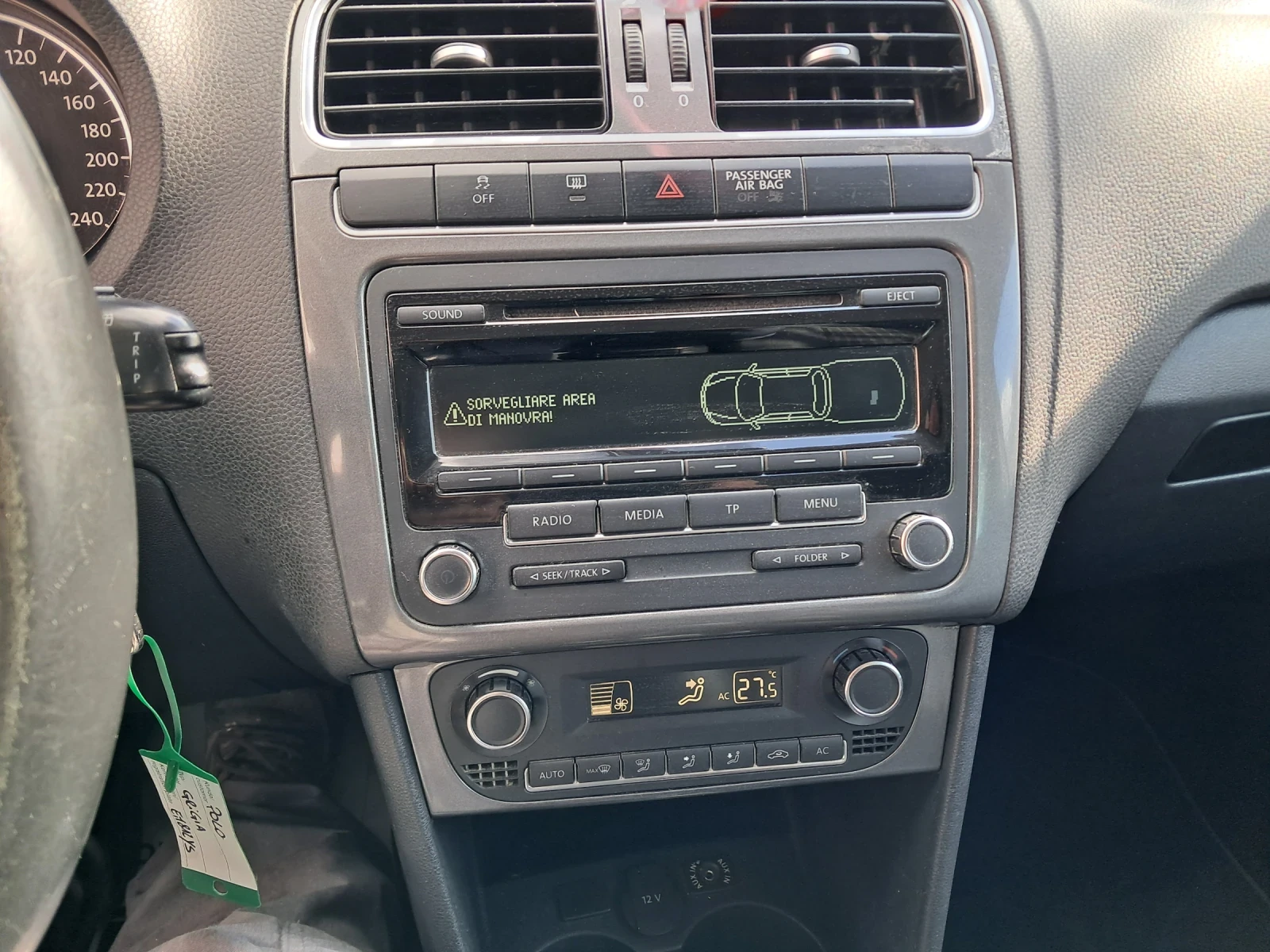 VW Polo 1.4бензин 86кс клима., снимка 12 - Автомобили и джипове - 54151746